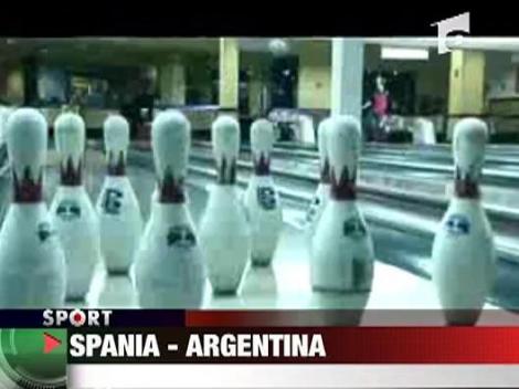 Messi si Xavi, adversari la... popice