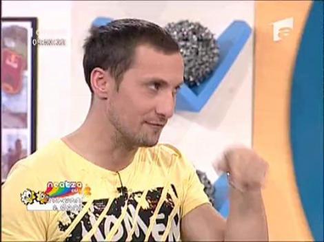 Andra ii scrie lui Mos Nicolae