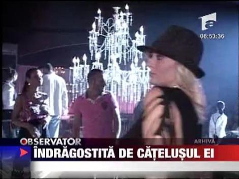 Indragostita de catelusul ei