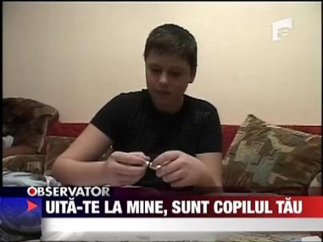 Uita-te la mine, sunt copilul tau