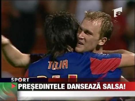 Presedintele danseaza salsa