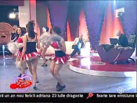 Uite ce are Dinu Maxer sub brad!