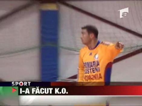I-a facut K.O.