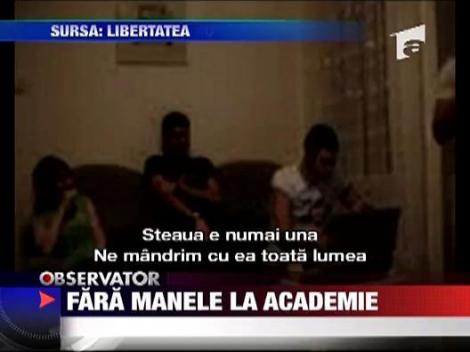 Fara manele la academie