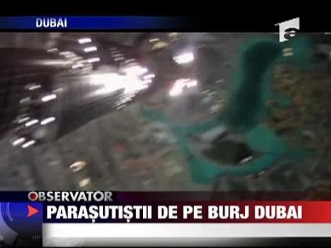 Parasutisti de pe Burh Dubai