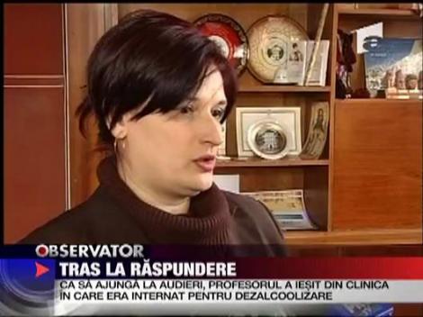 Profesor tras la raspundere