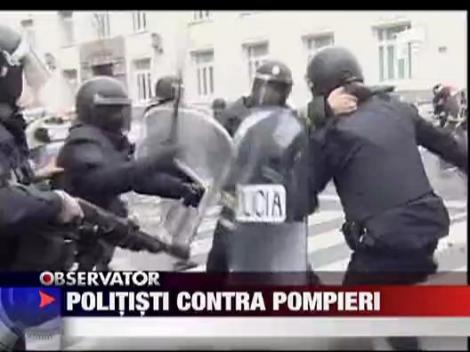 Politisti contra pompieri