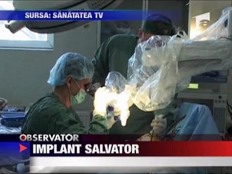 Operatie de implant auditiv la o fetita de doi ani