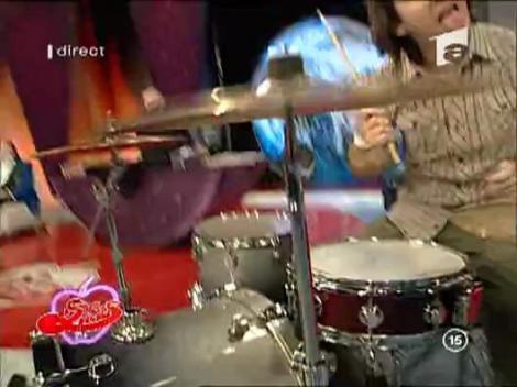 Alexandra Ungureanu - Crazy