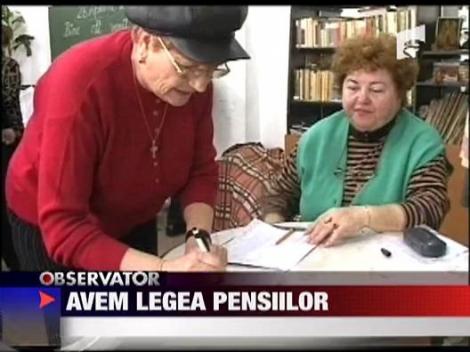 Guvernul a trimis la Parlament noua lege a pensiilor