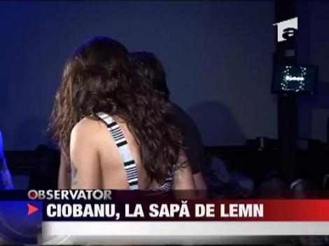 Designerul Razvan Ciobanu, in sapa de lemn