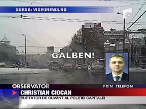 Masina politiei incalca regulile de circulatie!