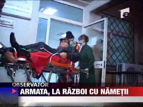 Armata se bate cu zapada