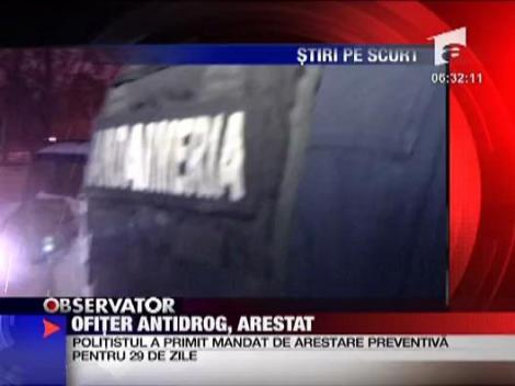 Ofiter antidrog, arestat