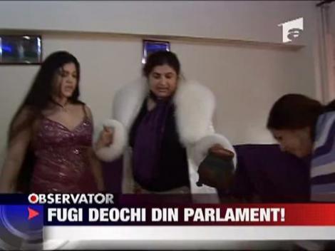 Vrajitoarele au descantat de deochi la Palatul Parlamentului