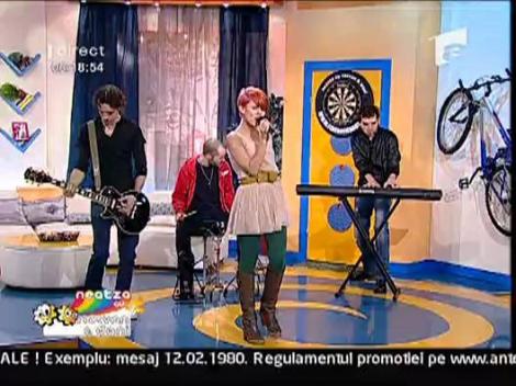 Tina Geru - Love is war