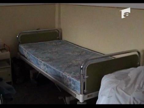 Pacient, sinucis in spital