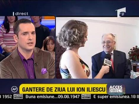 Cristine si Sorina, despre ziua lui Ion Iliescu