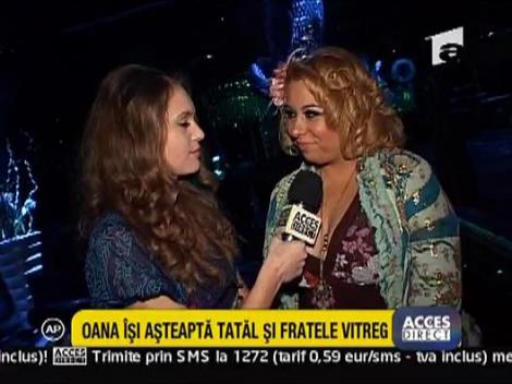 Oana Roman isi asteapta tatal si fratele vitreg