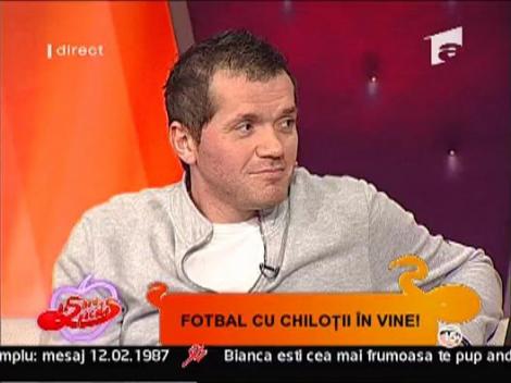 Fotbal cu chilotii in vine! Vasile Turcu