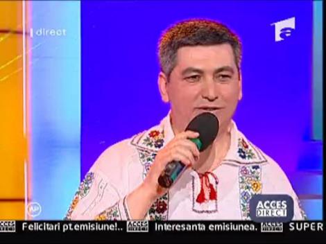 Viitorul socru al Elenei Gheorghe canta la Acces Direct