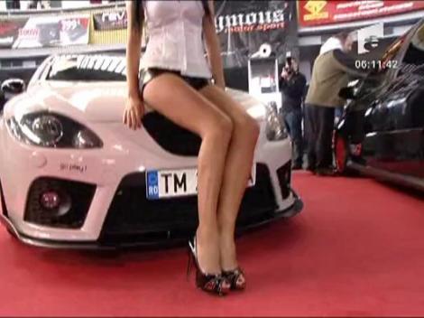 Masini si fete tunate