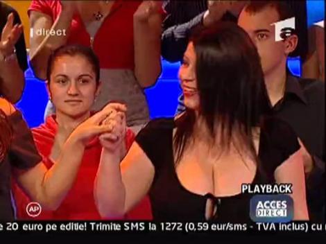 Crina, fosta iubita a lui Ogica, canta la Acces Direct