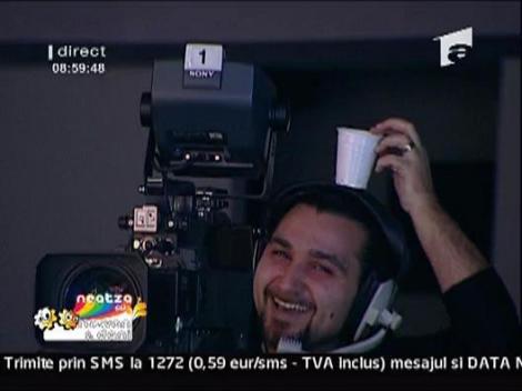 Vezi cum se glumeste la Neatza pe seama operatorilor!