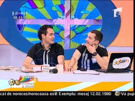 Monica combinatie intre Ferrari si un Porsche