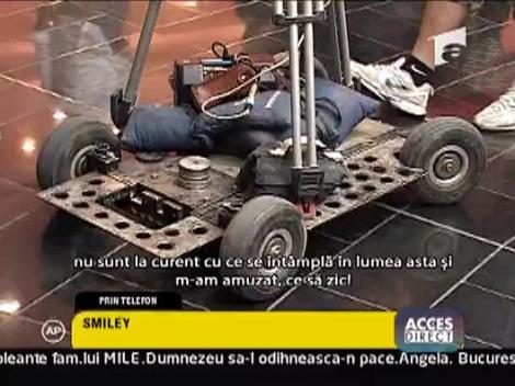 Smiley, amuzat ca-i inspira pe manelisti