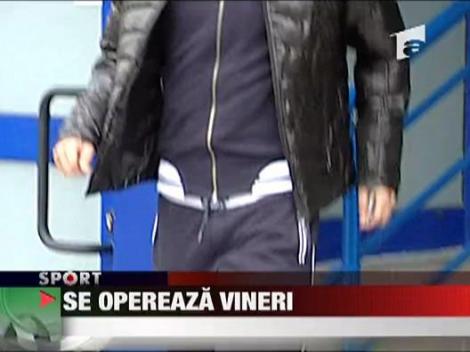 Costea se opereaza vineri