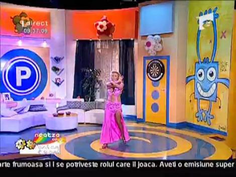 Jasmine a dansat la Neatza