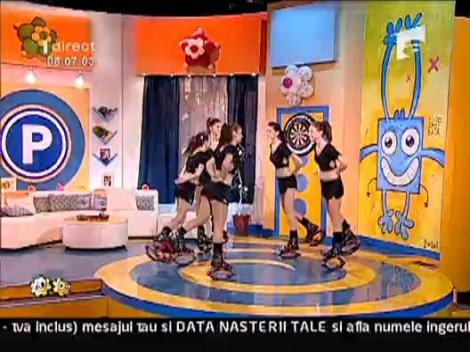 Fetele Sobis - Kangoo jumps