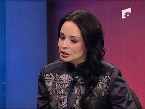 Andreea Marin: "Ajutand copii nevoiasi vreau sa multumesc lui Dumnezeu ca m-a tras de pe marginea prapastiei"