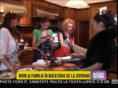 Moni si familia in bucataria de la Izvorani