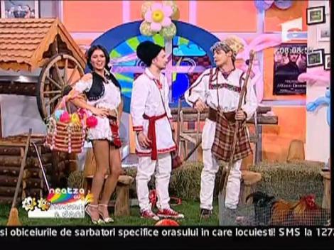 Unchiul Razvan si Dani in ograda