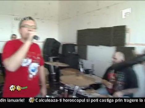 Vezi imagini de la repetitiile Hi-Q cu noile fete!