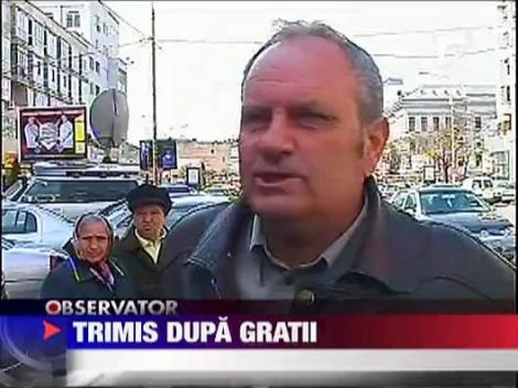 Tanarul craiovean care a snopit in bataie un batran a fost arestat