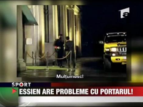 Essien are probleme cu portarul!