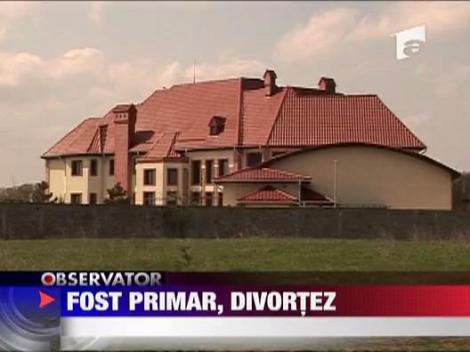 Fostul primar Crin Halaicu divorteaza