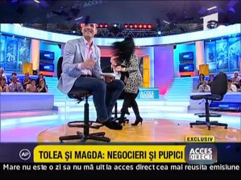Tolea si Magda: negocieri si pupici