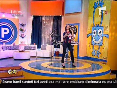 LLP feat. Aimi - Out of my way