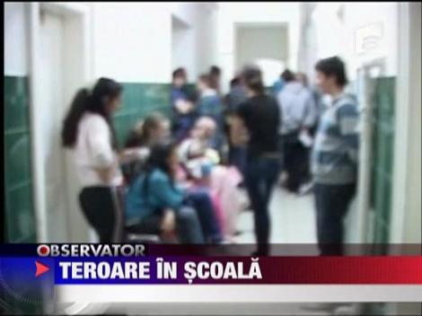 Teroare in scoala