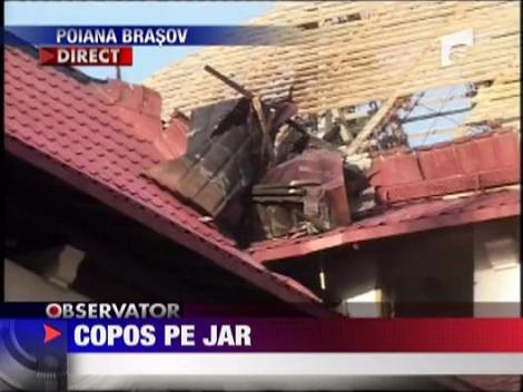 Hotelul lui George Copos din Poiana Brasov a luat foc azi