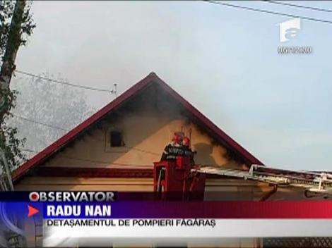 Incendiu la la gratar