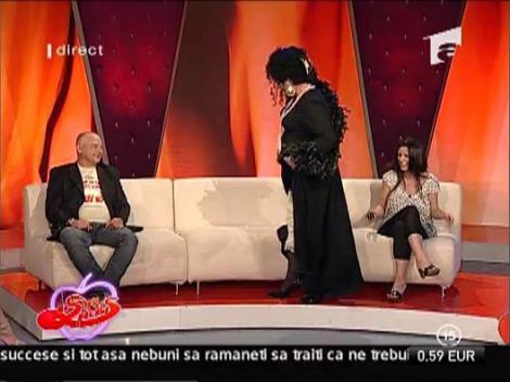 Madame Clarance si lenjeria gay