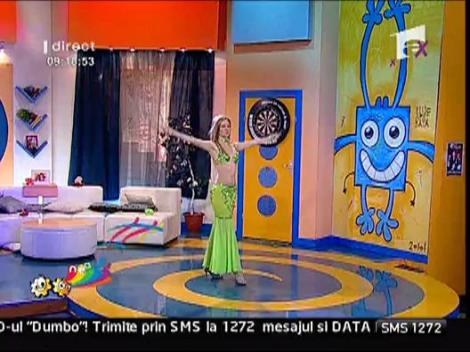 Ionela Hantari, fachirist pe becuri!