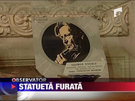 O statueta din bronz a fost furata de la Muzeul George Enescu
