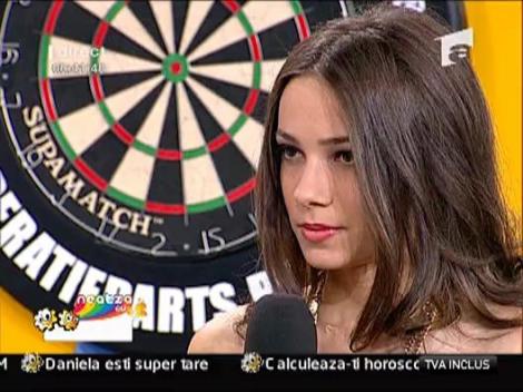 Julie Savuica, model si cantareata la 16 ani