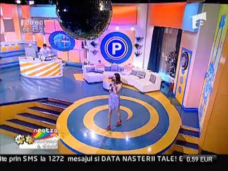 Julie - Party like an animal